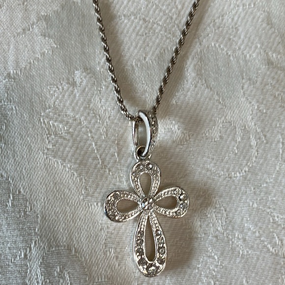 Lia Sophia Cross Slide Pendant - Picture 4 of 5